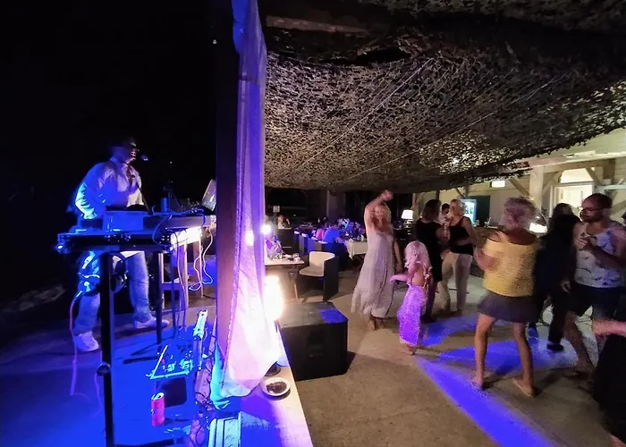 Naturiste Riva Bella 4* Campeggio *